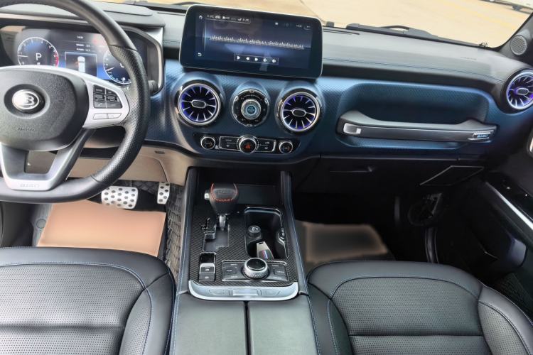 Used BAIC Off-Road BJ40 2019 PLUS 2.3T Automatic Four-Wheel Drive Flagship Edition China VI Emission Standard