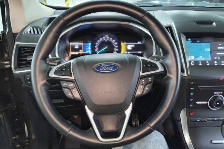 Used Ford Edge 2016 EcoBoost 330 V6 Four-Wheel Drive Sporty 7-Seater
