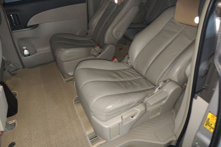 Used Toyota Previa 2006 2.4L 7-Seater Luxury Edition