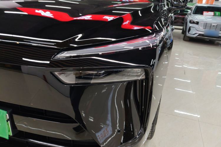 Used Wey Lanshan 2025 Four-Wheel Drive Max
