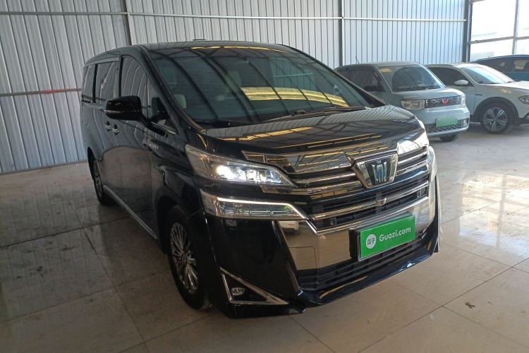 Used Toyota Vellfire 2021 Crown Dual-Engine 2.5L HV Prestige Edition
