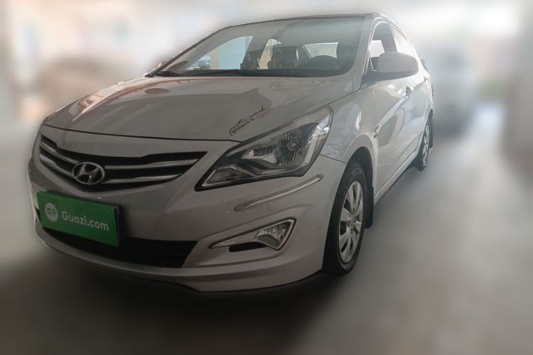 Used Hyundai Verna (older generation) 2014 1.4L Manual Smart GLS Trim