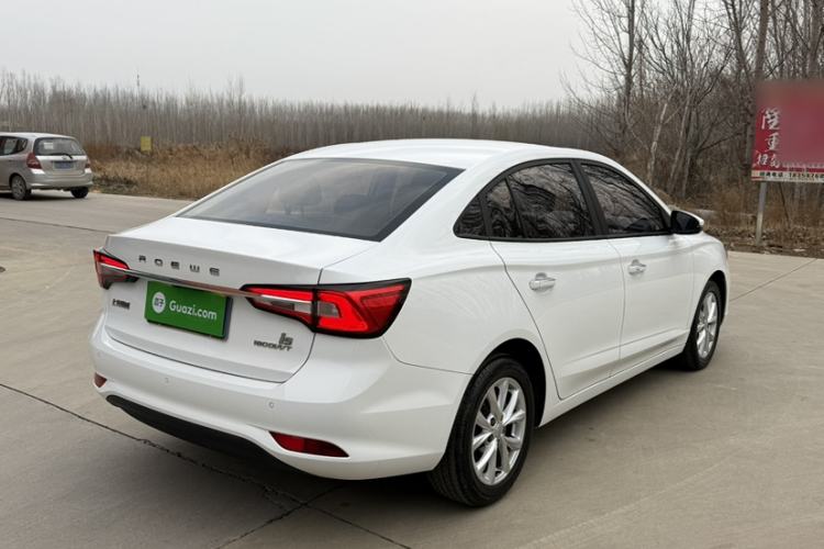 Used Roewe i5 2020 1.5L Manual 4G Connect Luxury Edition