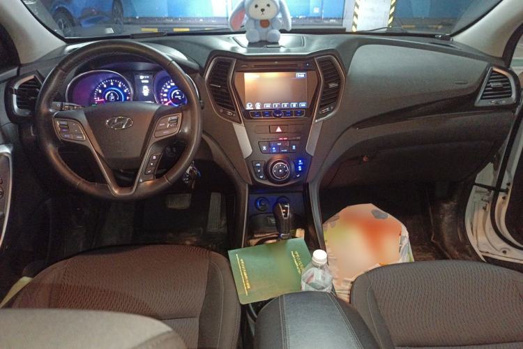 Used Hyundai Santa Fe 2013 2.4L Automatic 2WD Comfort Edition