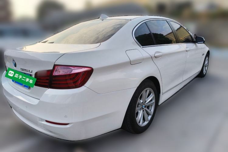Used BMW 5 Series 2014 520Li Elegant Model
