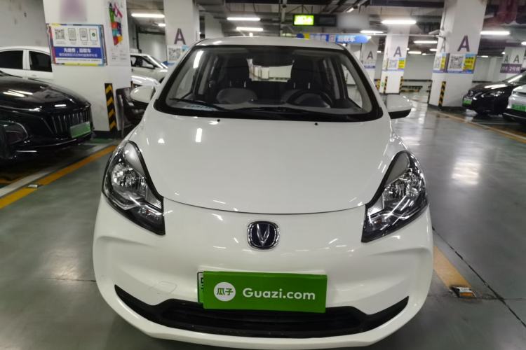 Used CHANGAN Benni E-Star 2021 National Edition Colorful Version Lithium Iron Phosphate (31.86 kWh) Front