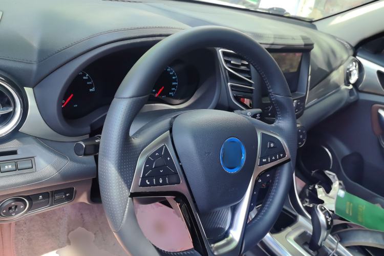 Used BYD Song New Energy 2017 Song DM 1.5TID All-Wheel Drive Luxury Model
