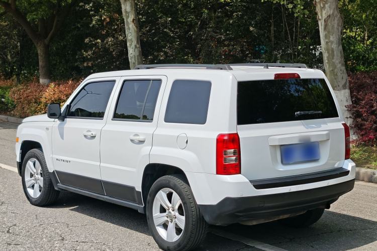Used Jeep Patriot 2014 2.4L Sport Edition Exterior 8