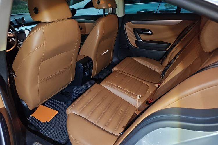 Used Volkswagen FAW-Volkswagen CC 2011 1.8TSI Luxury Model Left Rear Seat