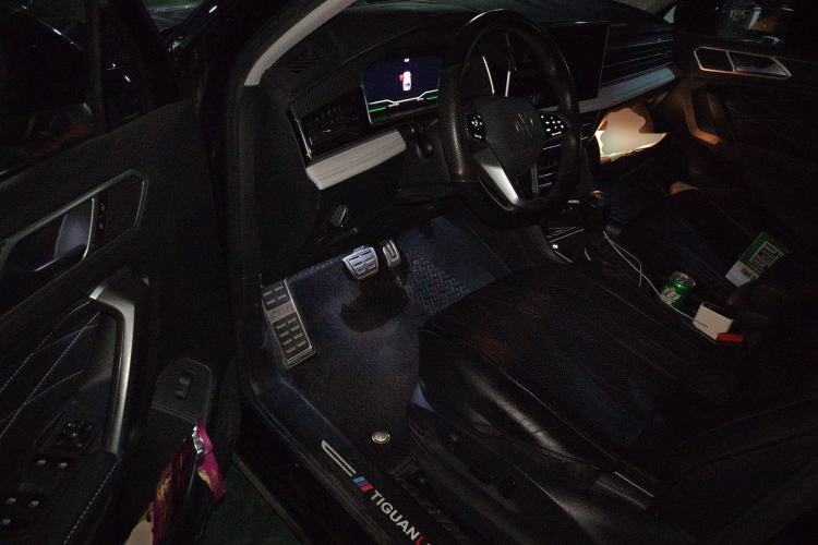 Used Volkswagen Tiguan L 2022 330TSI Automatic Two-Wheel Drive R-Line Enhanced Edition