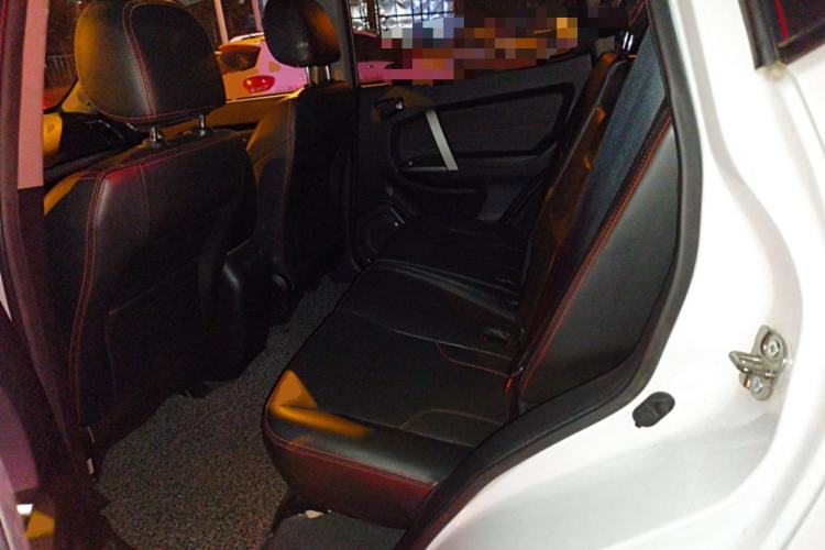 Used Geely Auto GX7 2015 Classic Edition 1.8L Manual Elite Model China V Standard