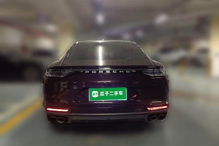 Used Porsche Panamera 
