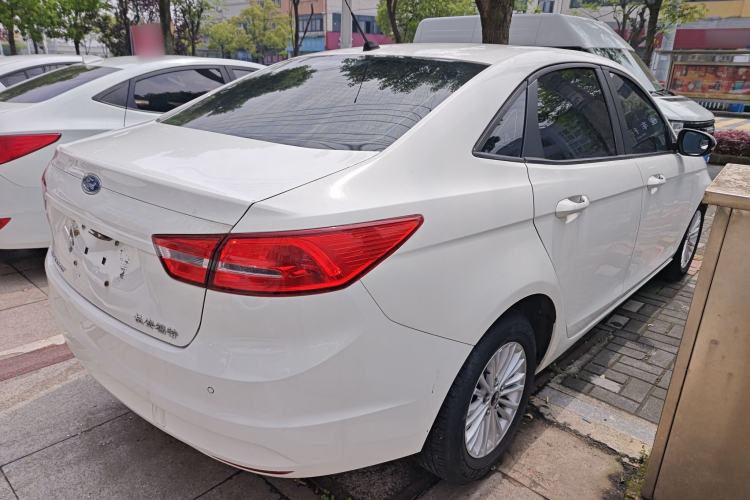 Used Ford Escort 2015 1.5L Automatic Comfort Edition
