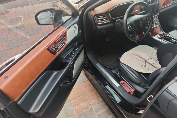 Used Lincoln Continental 2017 3.0T Four-Wheel Drive Presidential Edition
