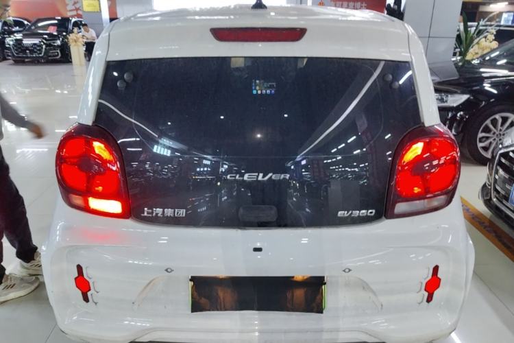 Used Roewe Clever 2021 302 km New Four-Seater Super-Efficient Version