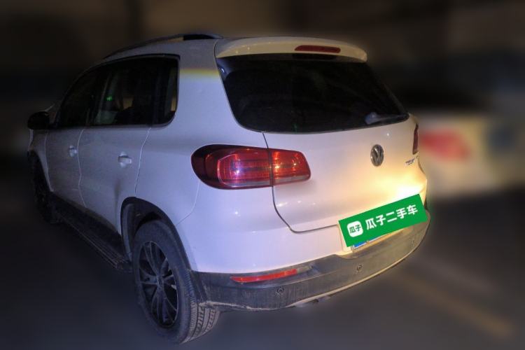 Used Volkswagen Tiguan 2015 1.8TSI Automatic Two-Wheel Drive Luxury Model Rear Left 45 Deg