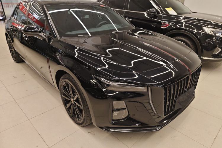 Used Hongqi H5 2025 2.0T Automatic Xuan Ying Edition
