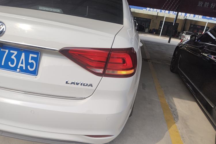 Used Volkswagen Lavida 2019 Lavida Start 1.5L Manual Fashion Edition China VI Standard