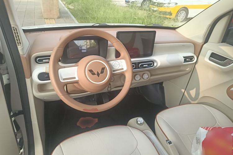 Used Wuling Hongguang MINIEV 2024 3rd Generation 215km Advanced Version