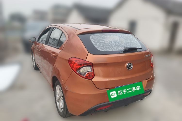 Used Brilliance H220 2014 1.5L AMT Sunroof Version
