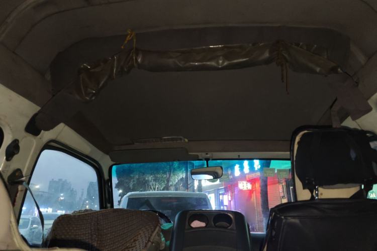 Used Foton Scenic 2012 2.0T Express Classic Long-Wheelbase Version 4D20
