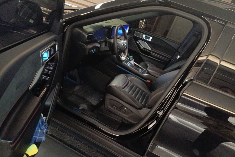 Used Ford Explorer 2023 EcoBoost 285 4x4 ST-LINE 6-Seater
