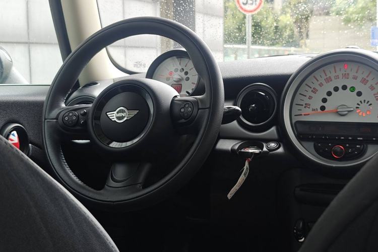 Used MINI MINI 2012 1.6L COOPER Baker Street