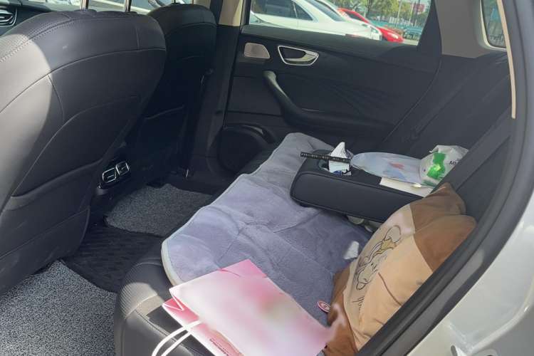 Used Roewe D7 2023 DMH 125km Excellence Edition
