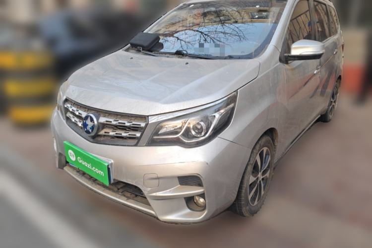 Used Venucia M50V 2017 1.5L XV Manual Elite Edition