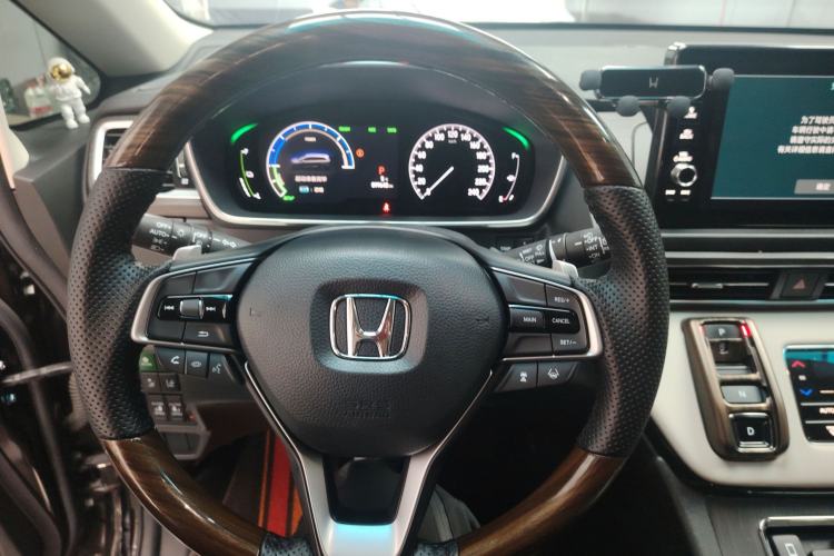 Used Honda Elysion 2022 2.0L eHEV Luxury First Edition