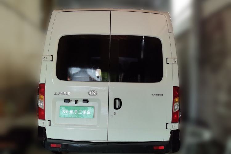 Used SAIC MAXUS Xintu V80 2019 2.5T Classic Edition 6-Speed Manual – Aoyuntong Short Wheelbase Mid-Height Design 5/6 Seats Rear