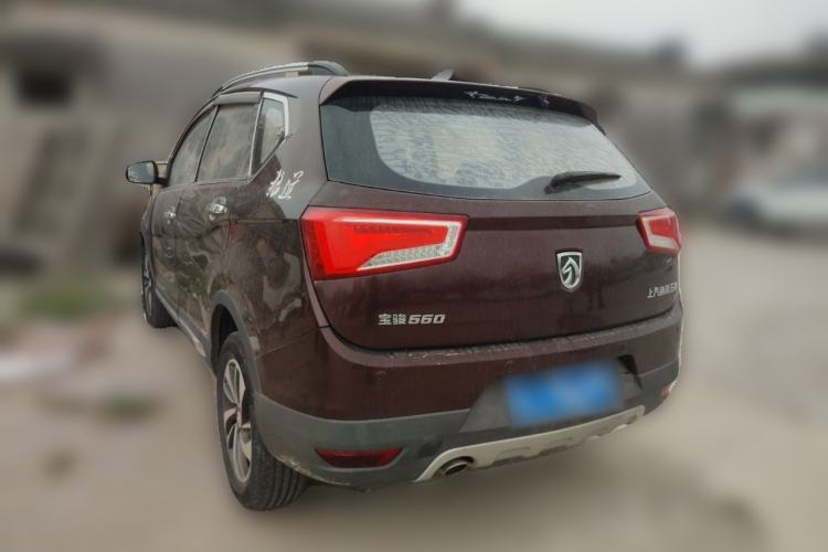Used Baojun 560 2016 1.8L Manual Luxury Edition