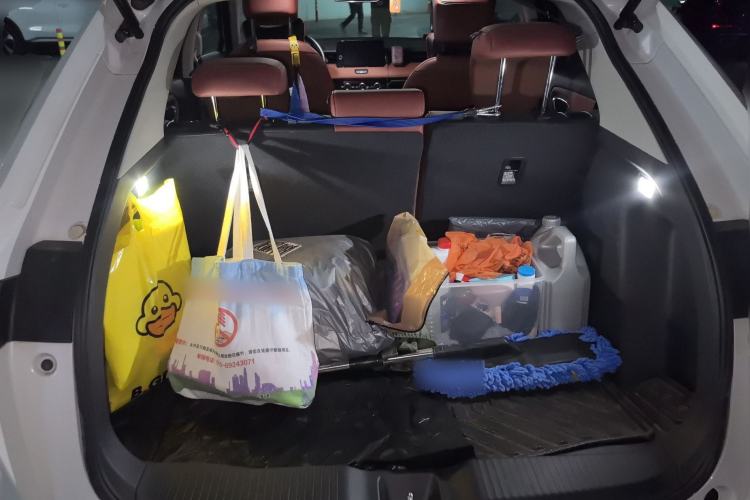 Used Honda XR-V 2023 Revised 1.5L CVT Passion Edition Trunk