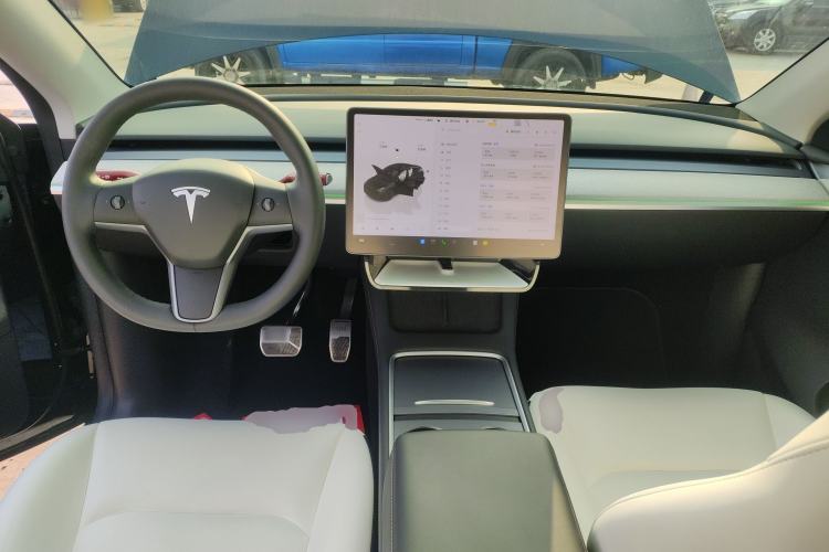 Used Tesla Model Y 2023 Rear-Wheel-Drive Version