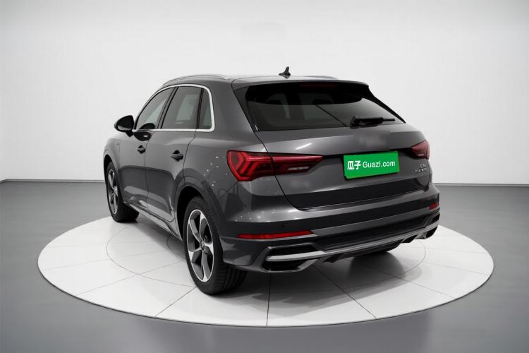 Used Audi Q3 2022 35 TFSI Fashion Dynamic Model
