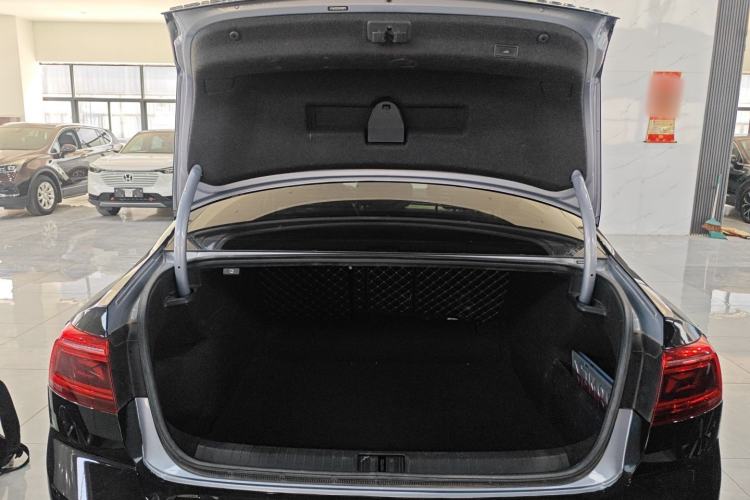 Used Volkswagen Magotan 2020 380TSI DSG Luxury Version Trunk