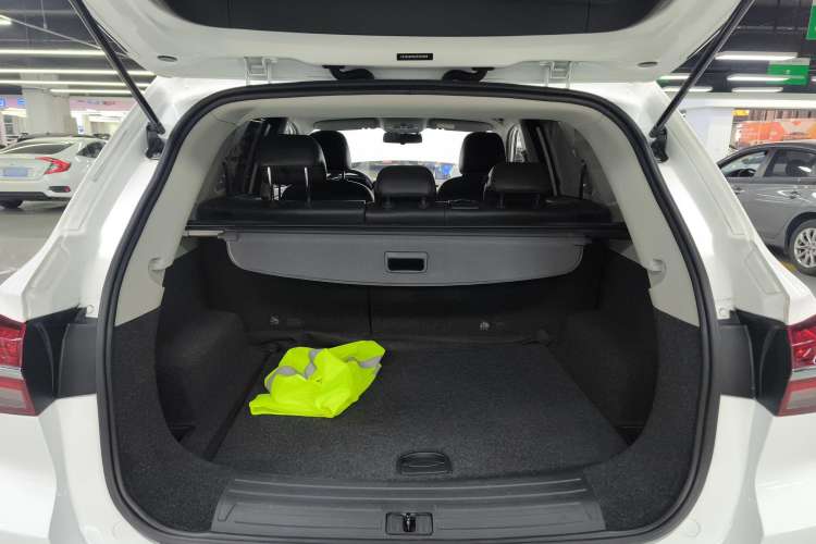 Used Roewe RX5 2019 20T Two-Wheel Drive Automatic Ali Smart Connectivity Platinum Edition