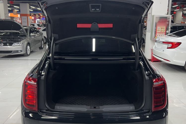 Used Hongqi H9 2020 2.0T Smart Connect Flagship Edition Trunk