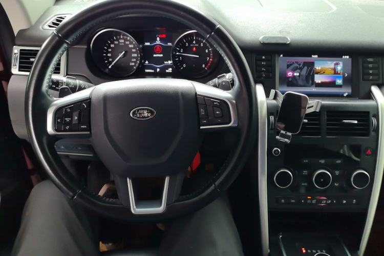 Used Land Rover Discovery Sport 2018 240 PS SE Version
