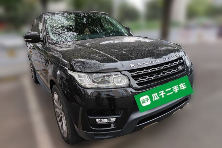 Used Land Rover Range Sport 2015 3.0 SDV6 HSE Front Right 45 Deg