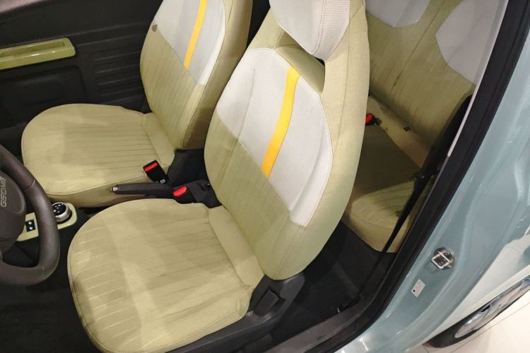 Used Geely Galaxy Panda 2023 Panda Mini 200km Endurance Bear
