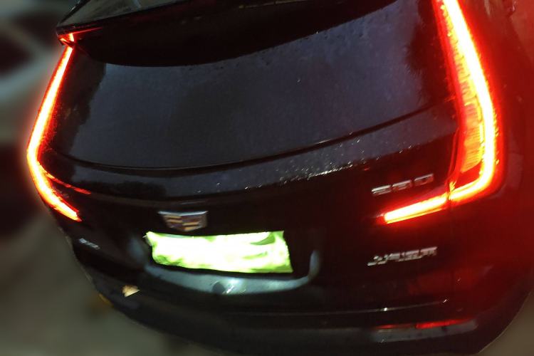 Used Cadillac XT4 2018 28T Two-Wheel Drive Leading Version