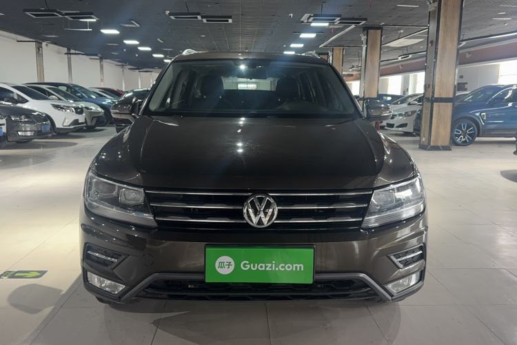 Used Volkswagen Tiguan L 2019 330TSI Automatic Two-Wheel Drive Panoramic Comfort Edition China V Standard
