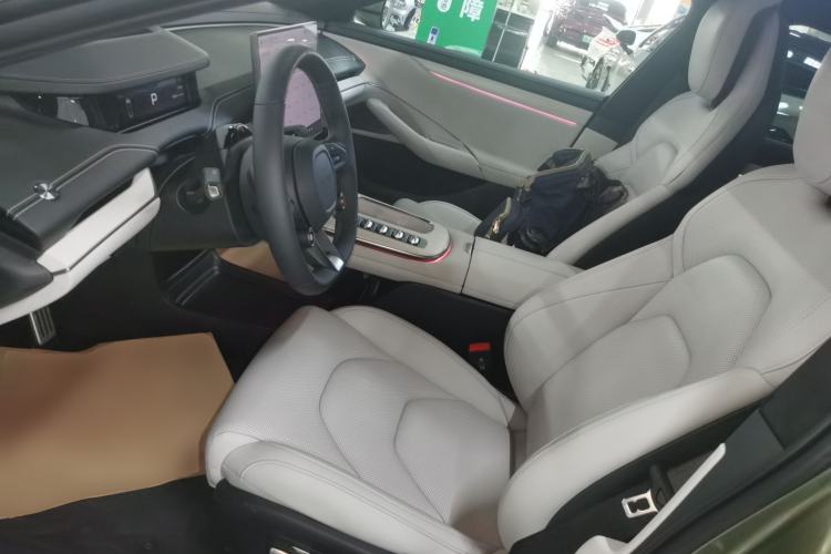 Used Xiaomi Auto SU7 2024 Four-Wheel Drive Ultra-Long Range Advanced Intelligent Driving Max Edition Left Front Seat