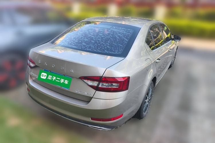 Used Skoda Octavia 2018 1.6L Automatic Luxury Edition