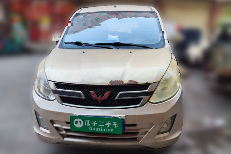 Used Wuling Rongguang V 2018 1.5L Standard Version
