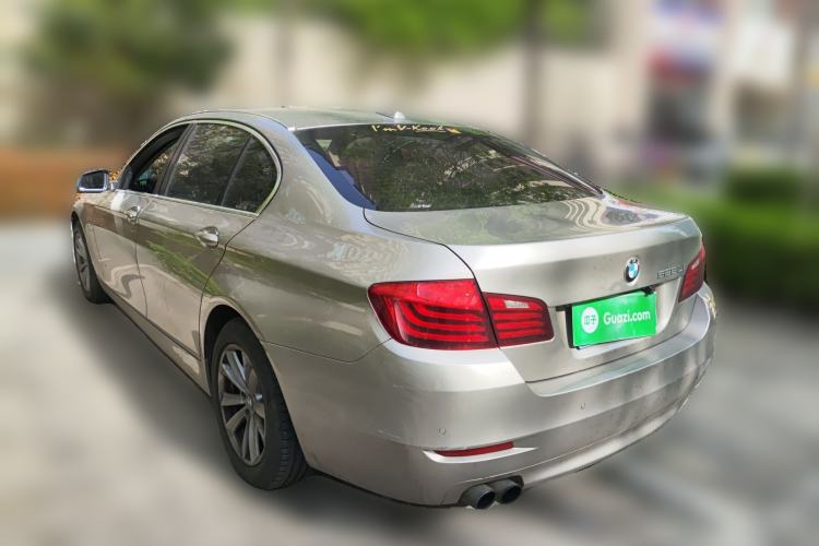 Used BMW 5 Series 2014 520Li Elegant Model Rear Left 45 Deg