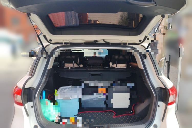 Used GAC Trumpchi GS4 2017 235T Manual Two-Wheel Drive Luxury Edition Trunk