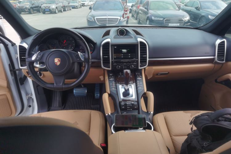 Used Porsche Cayenne 2014 Cayenne Platinum Edition 3.0T
