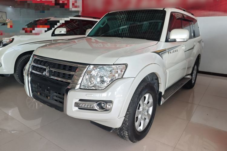Used Mitsubishi Pajero (Import) 2019 3.0L Automatic Standard Edition
